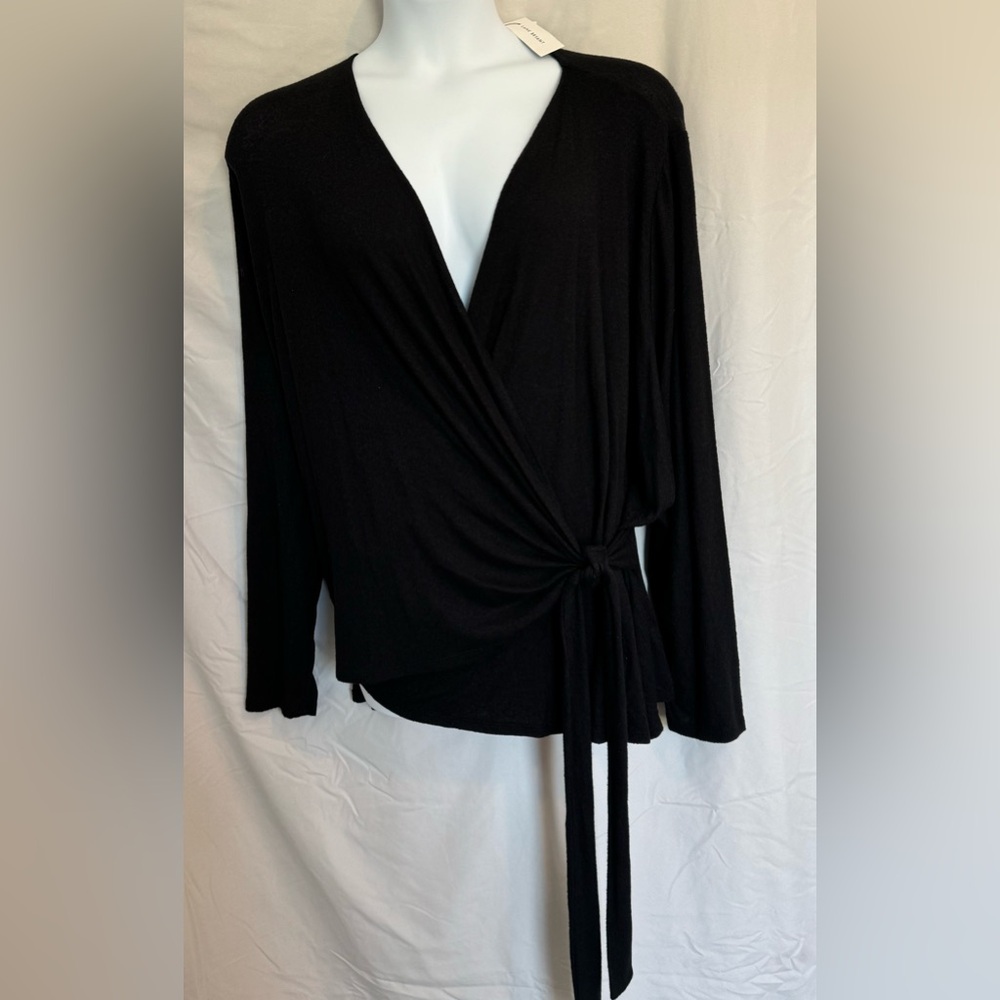 Lane Bryant plus size Side Tie Wrap Sweater.  Black. Size 30/32. V neck